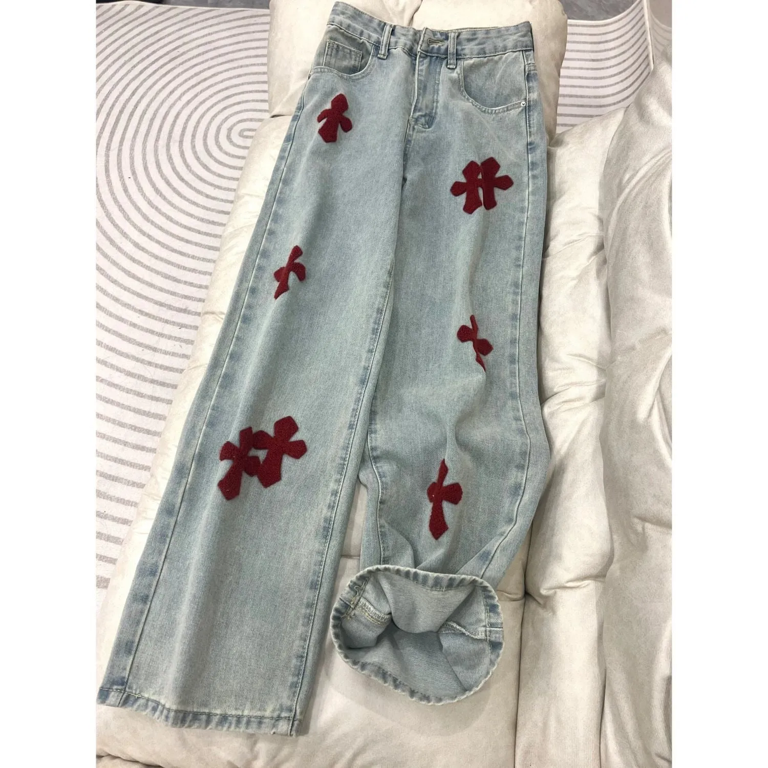 2024 Winter New Vintage Embroidered High-Waist Wide-Leg Jeans for Women – Slimming Straight-Leg Floor-Length Pants