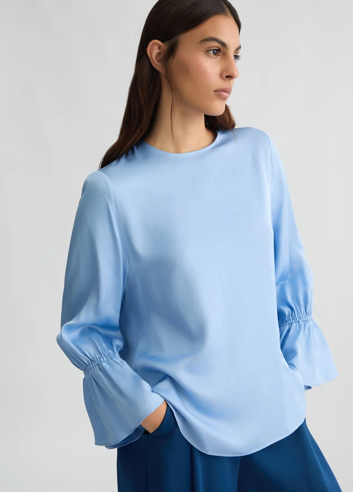 BLOUSE LIGHT BLUE