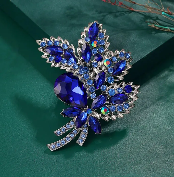 Malle Embroidery Brooch Pin