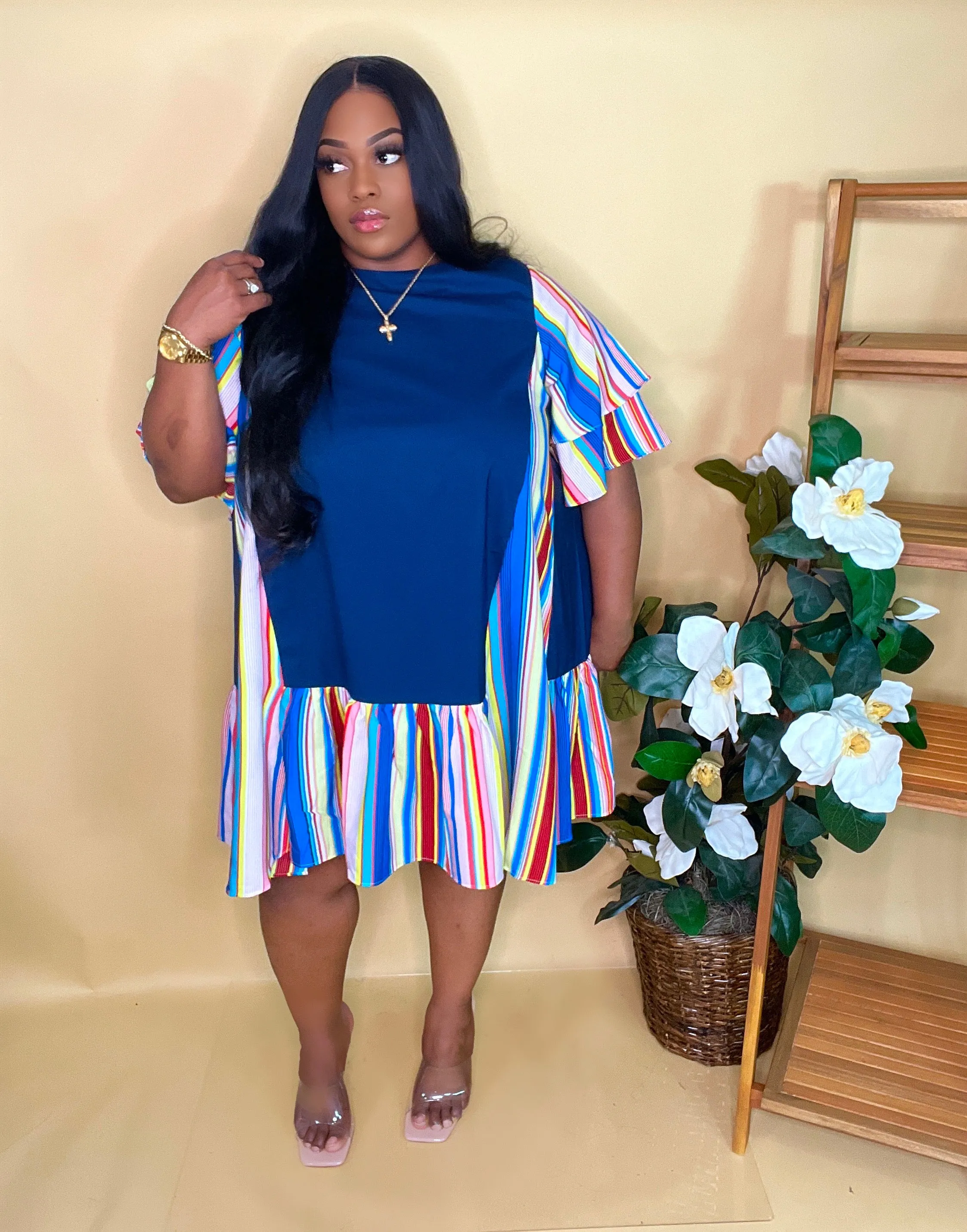 MODEST MULTICOLORED DRESS