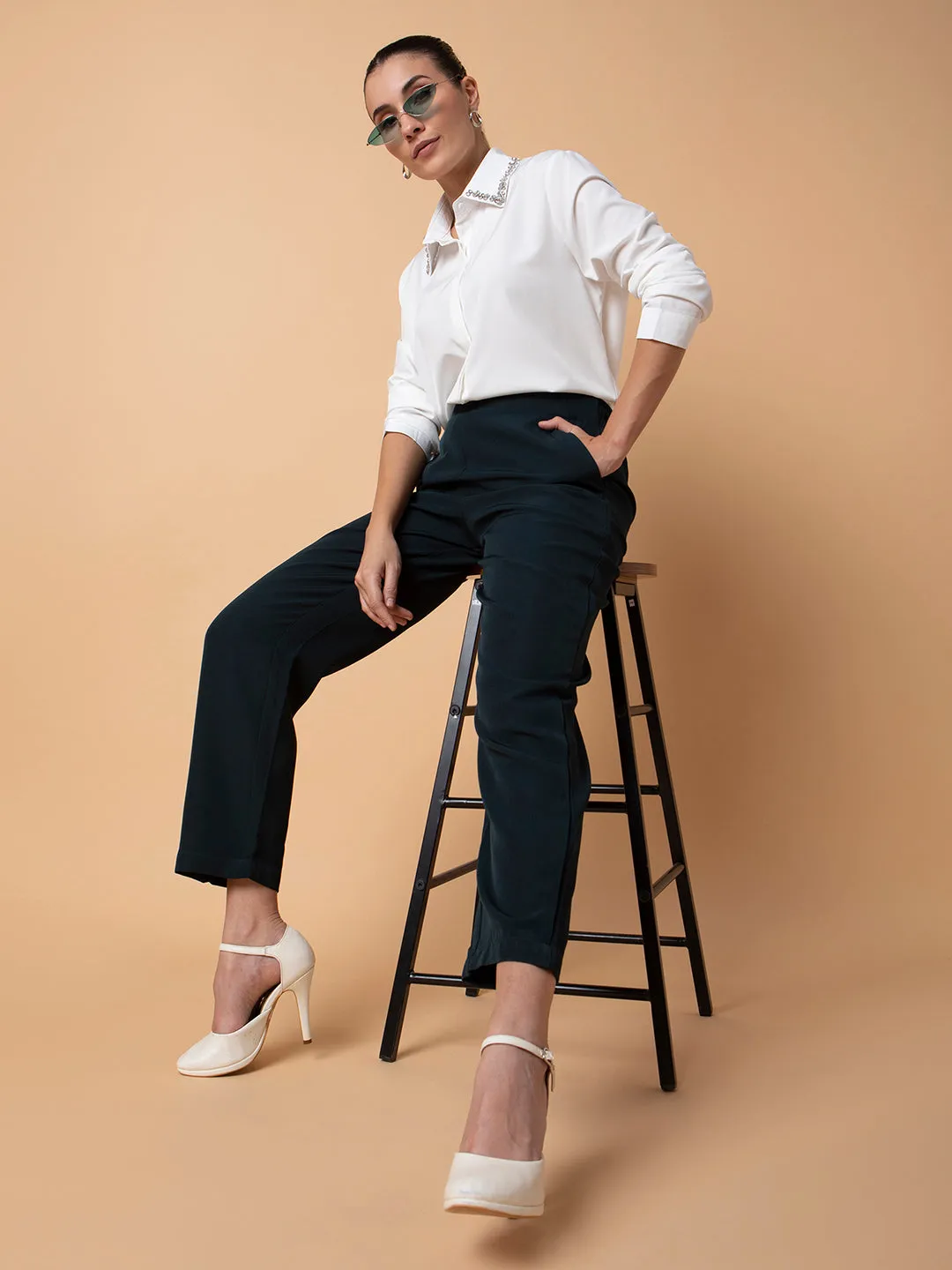 Women Green Comfort Slim Fit Trousers